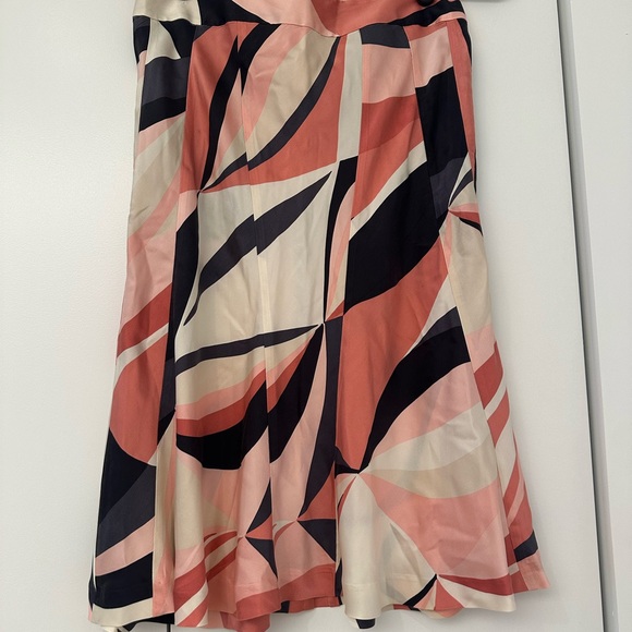 Theory Silk Abstract Midi Skirt - Picture 1 of 7